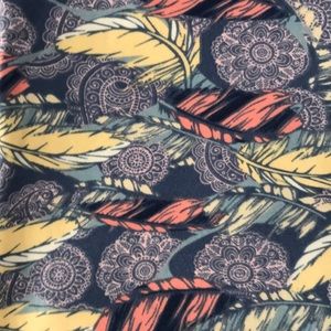 Tall & curvy Lularoe leggings